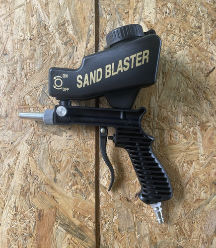 Sand blaster - sand,